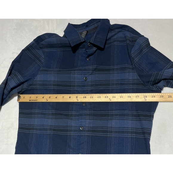 Lululemon Masons Peak Flannel Shirt Mens Small Plaid Blue Button Up Casual - Picture 11 of 14